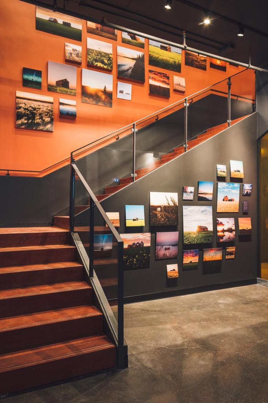 Alt Hotel Саскатун Екстериор снимка