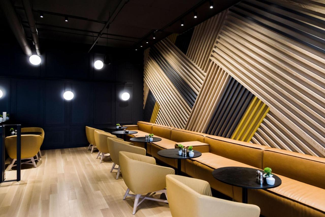 Alt Hotel Саскатун Екстериор снимка
